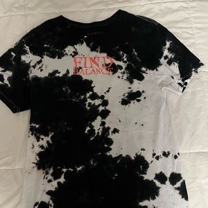Graphic tee